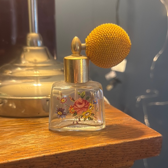Vintage Other - Vintage Floral Perfume Bottle with Gold Atomizer